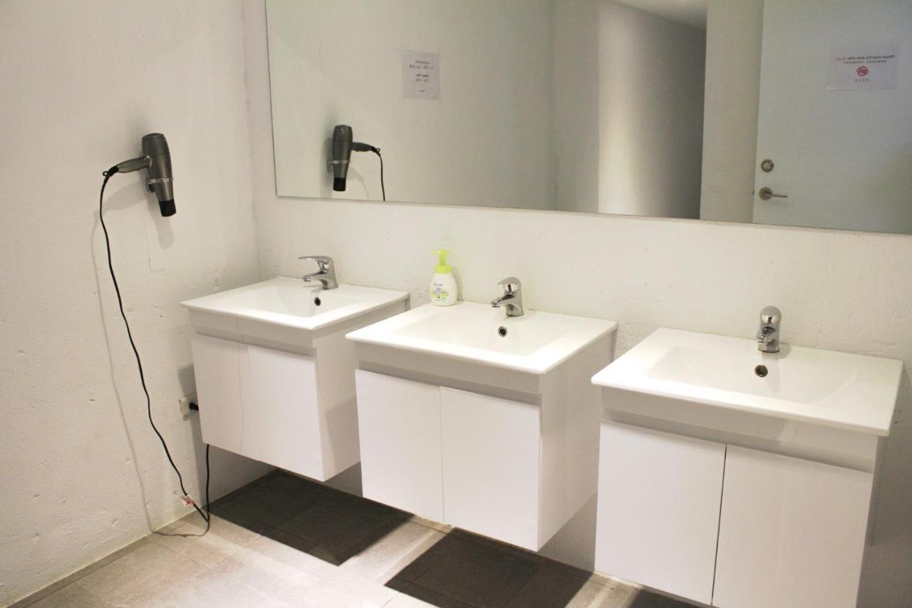 4Plus Hostel Тайбэй Экстерьер фото