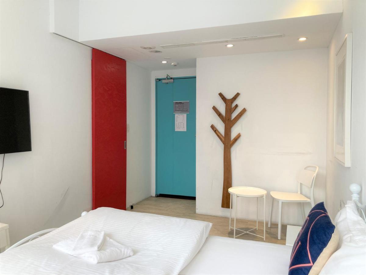 4Plus Hostel Тайбэй Экстерьер фото